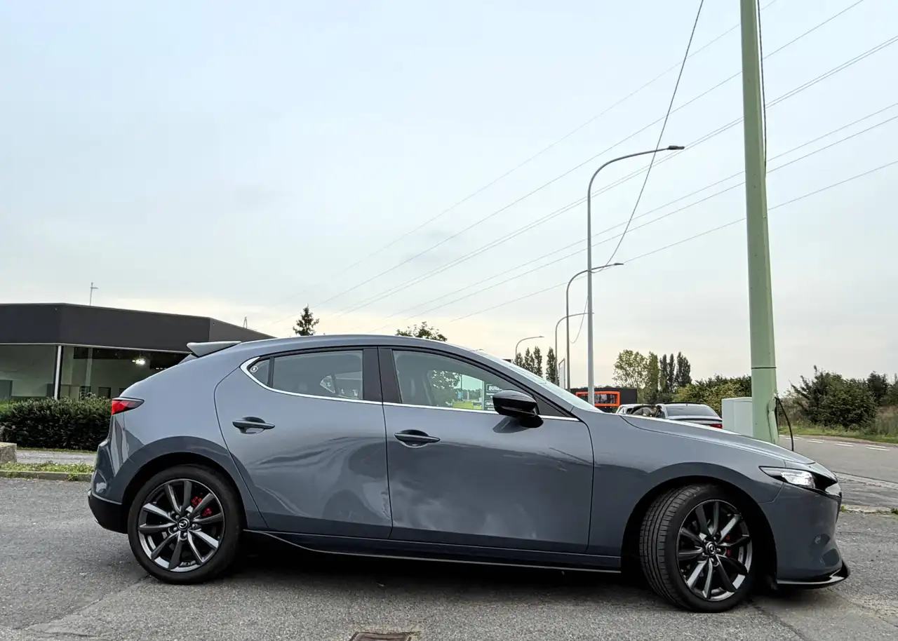 Mazda 3 - 11