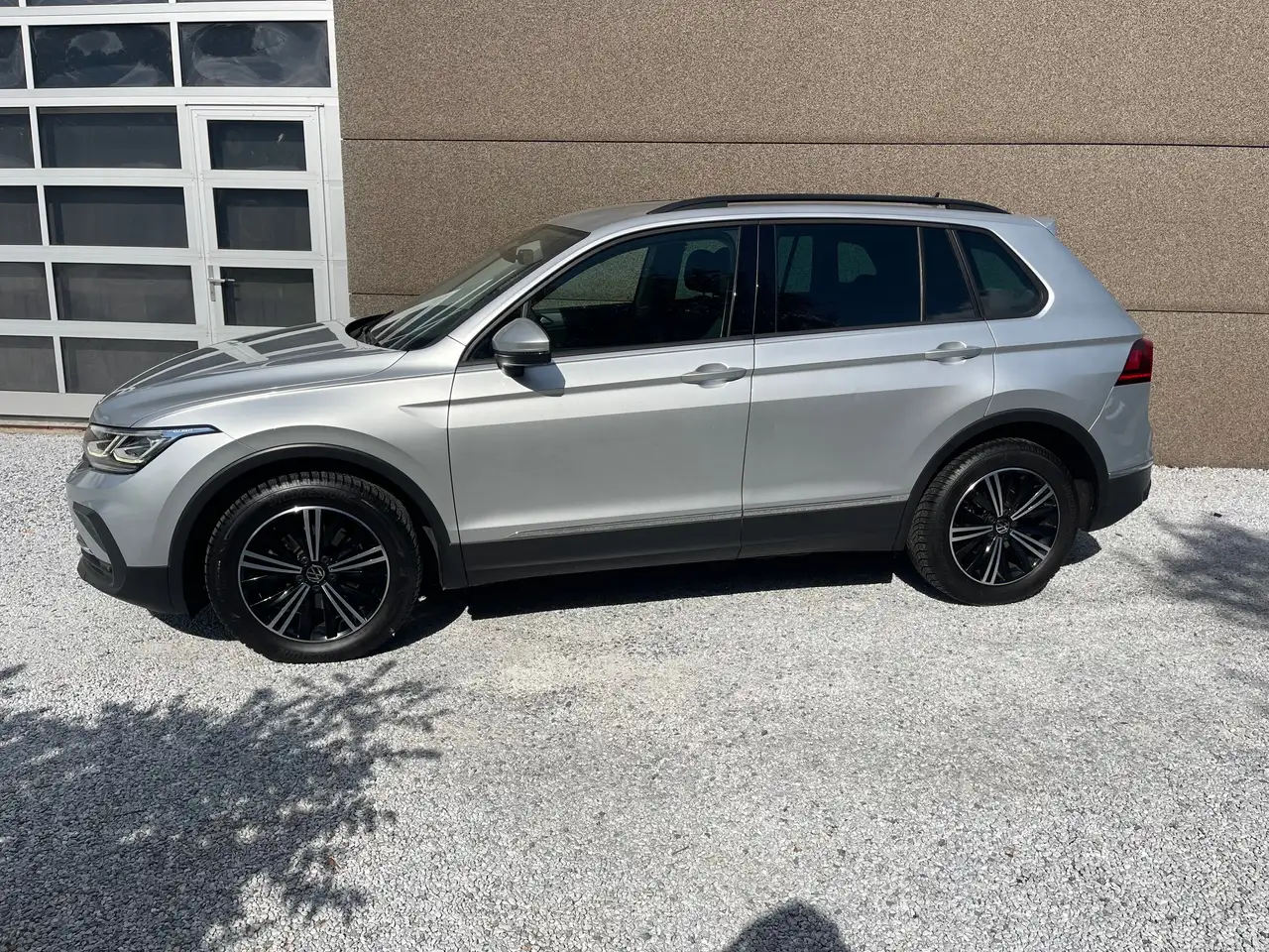 Volkswagen Tiguan - 3