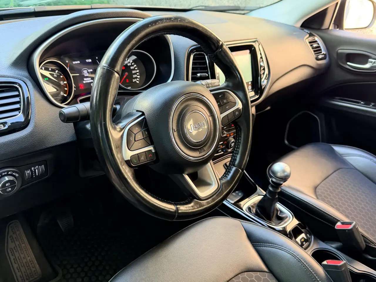 Jeep Compass - 9