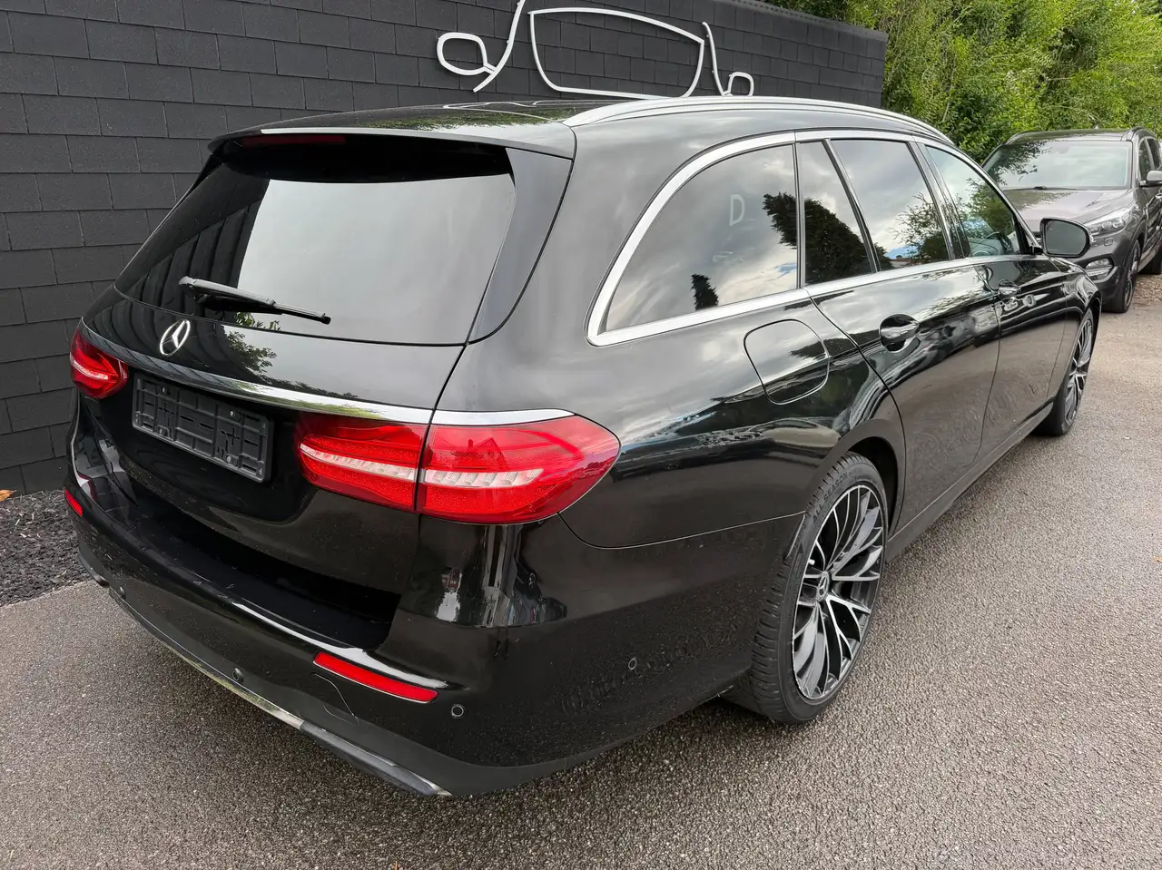 Mercedes-Benz E 200 - 5