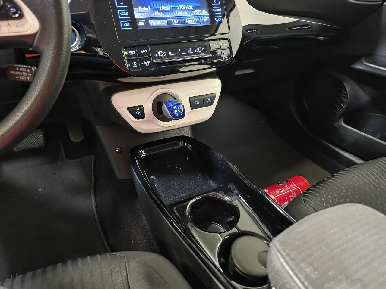 Toyota Prius - 11