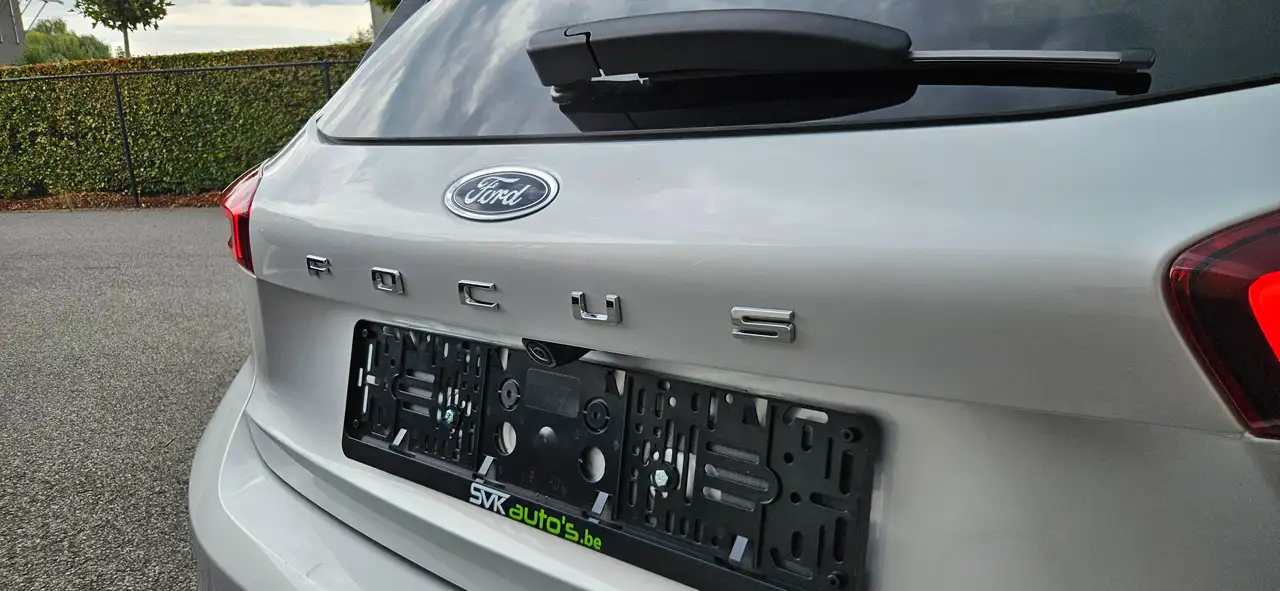 Ford Focus - 8