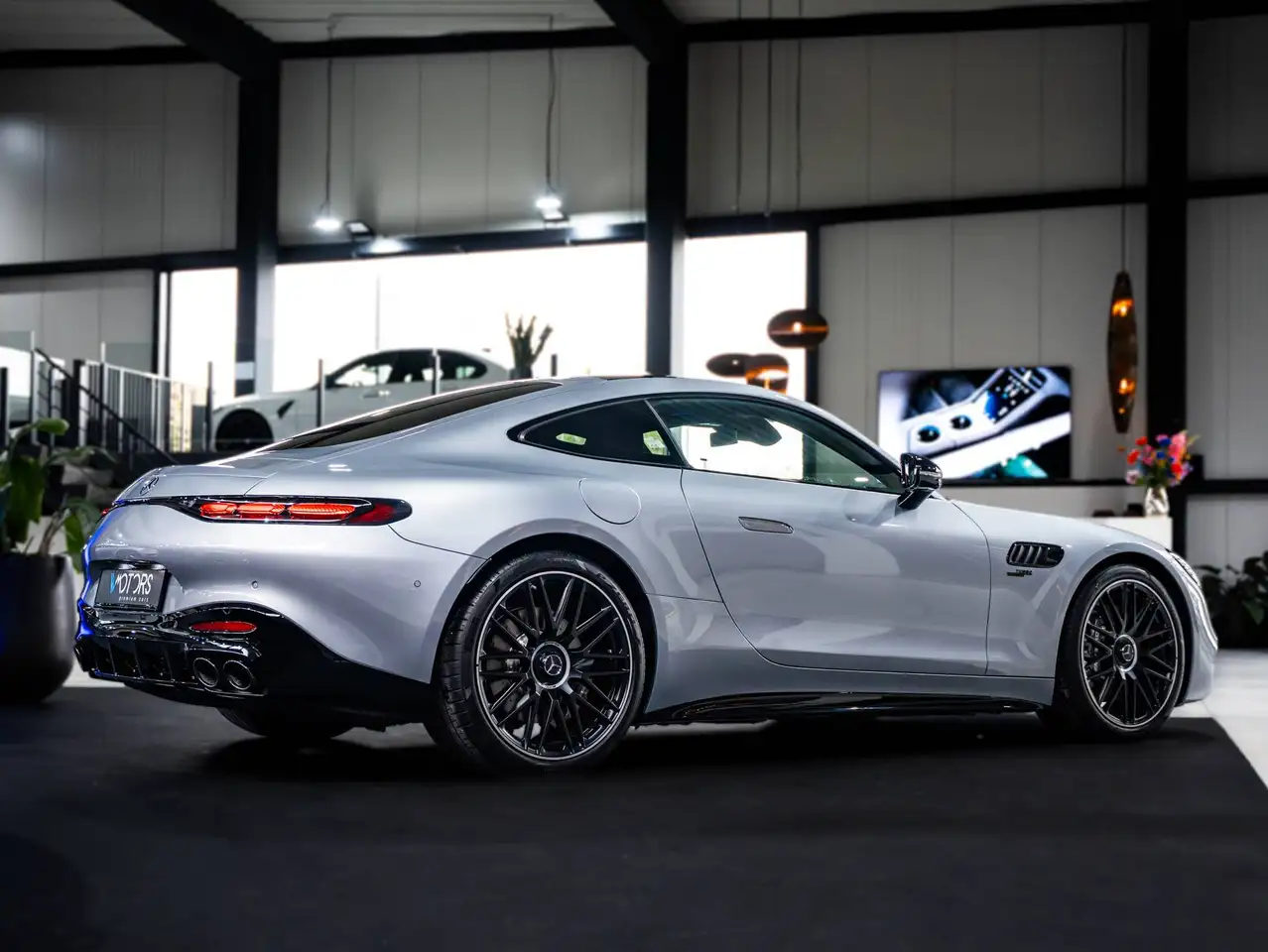 Mercedes-Benz AMG GT - 5