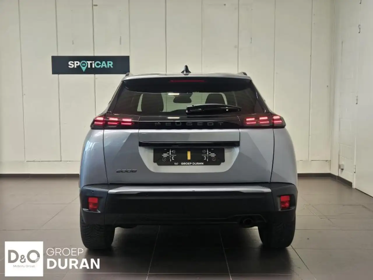 Peugeot 2008 - 8
