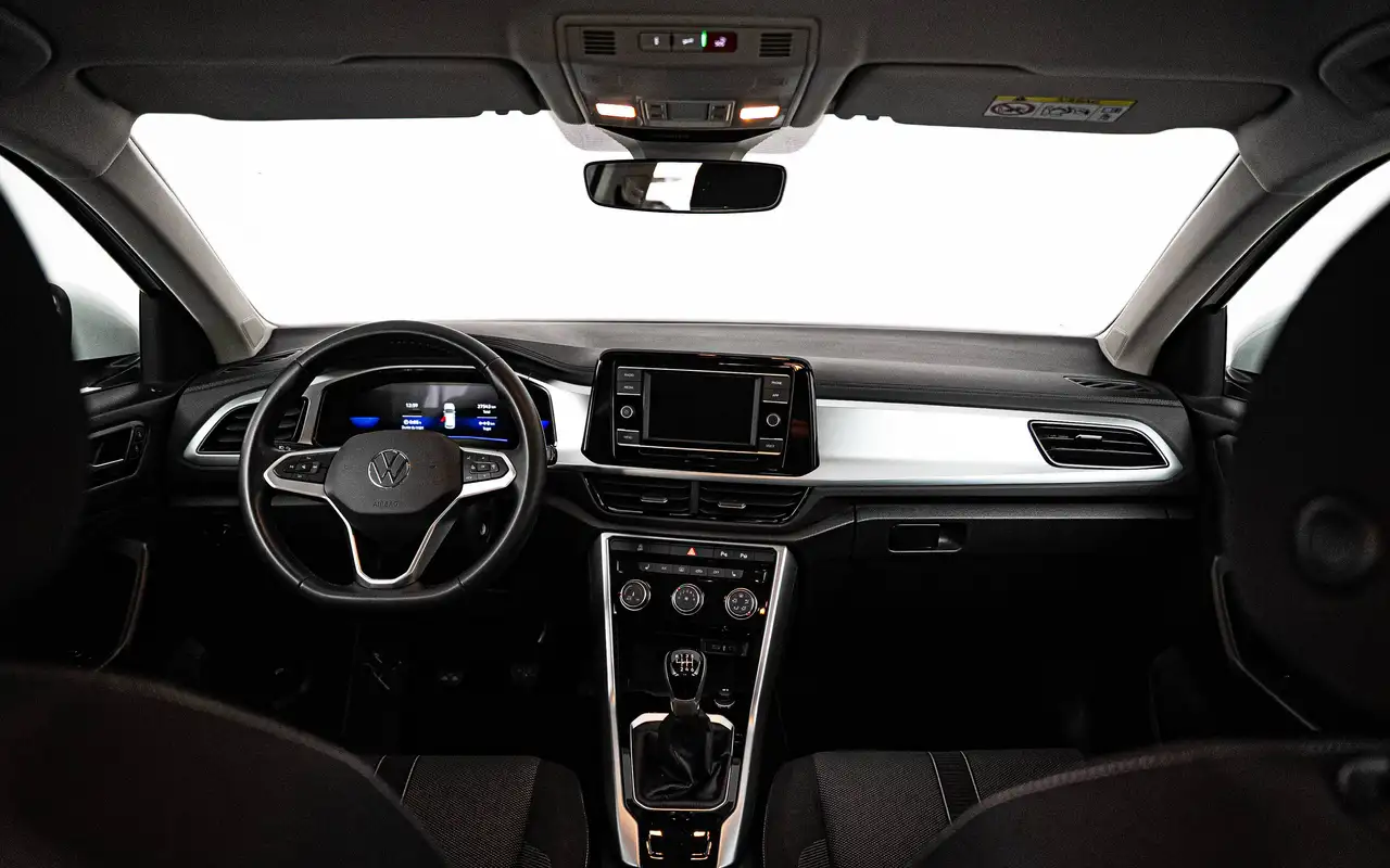 Volkswagen T-Roc - 9