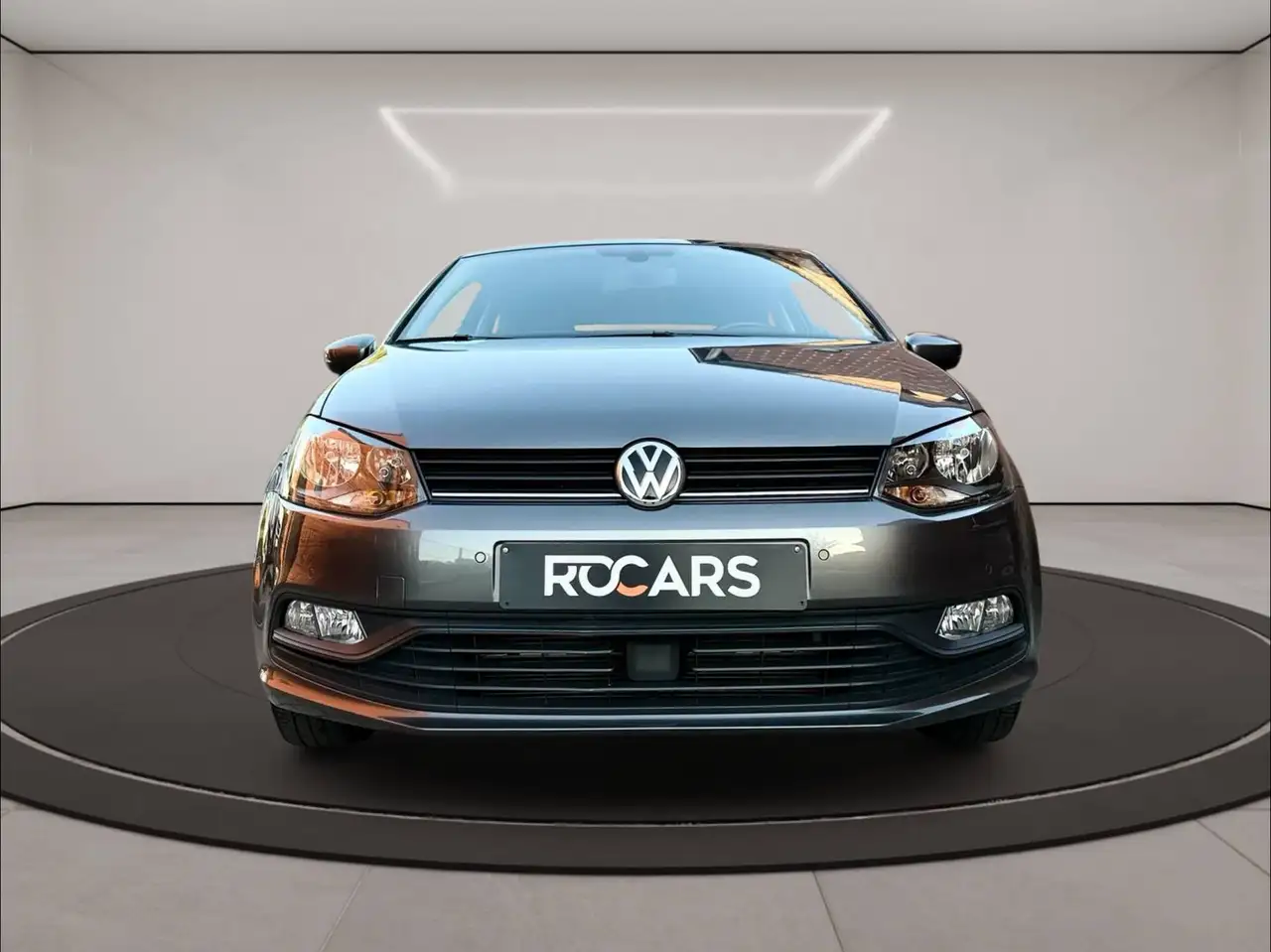 Volkswagen Polo - 2