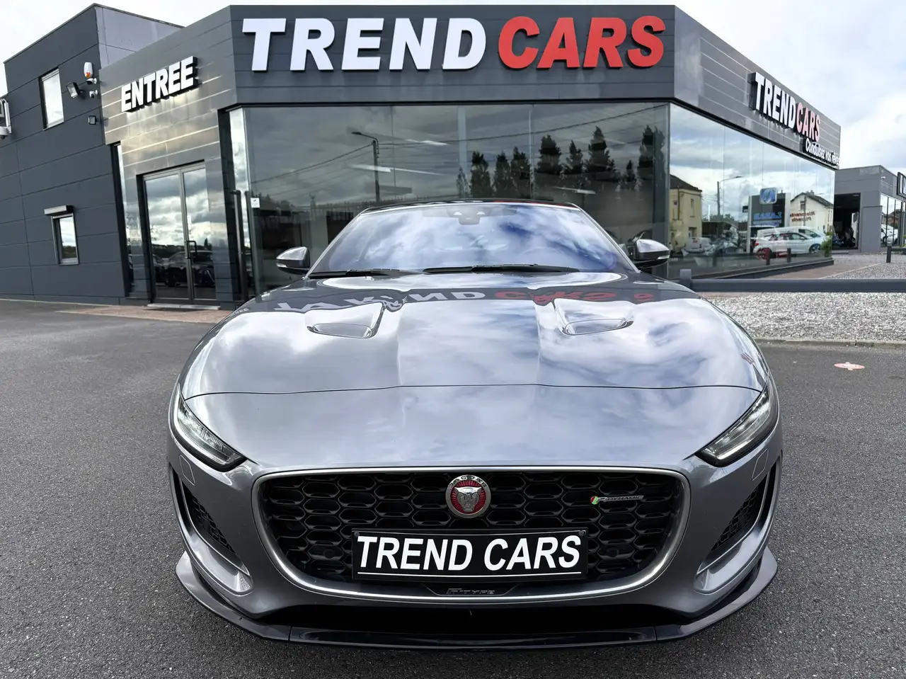 Jaguar F-Type - 8