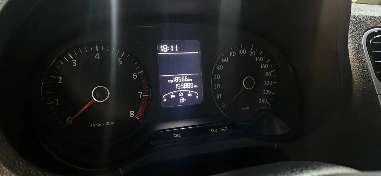 Volkswagen Polo - 9