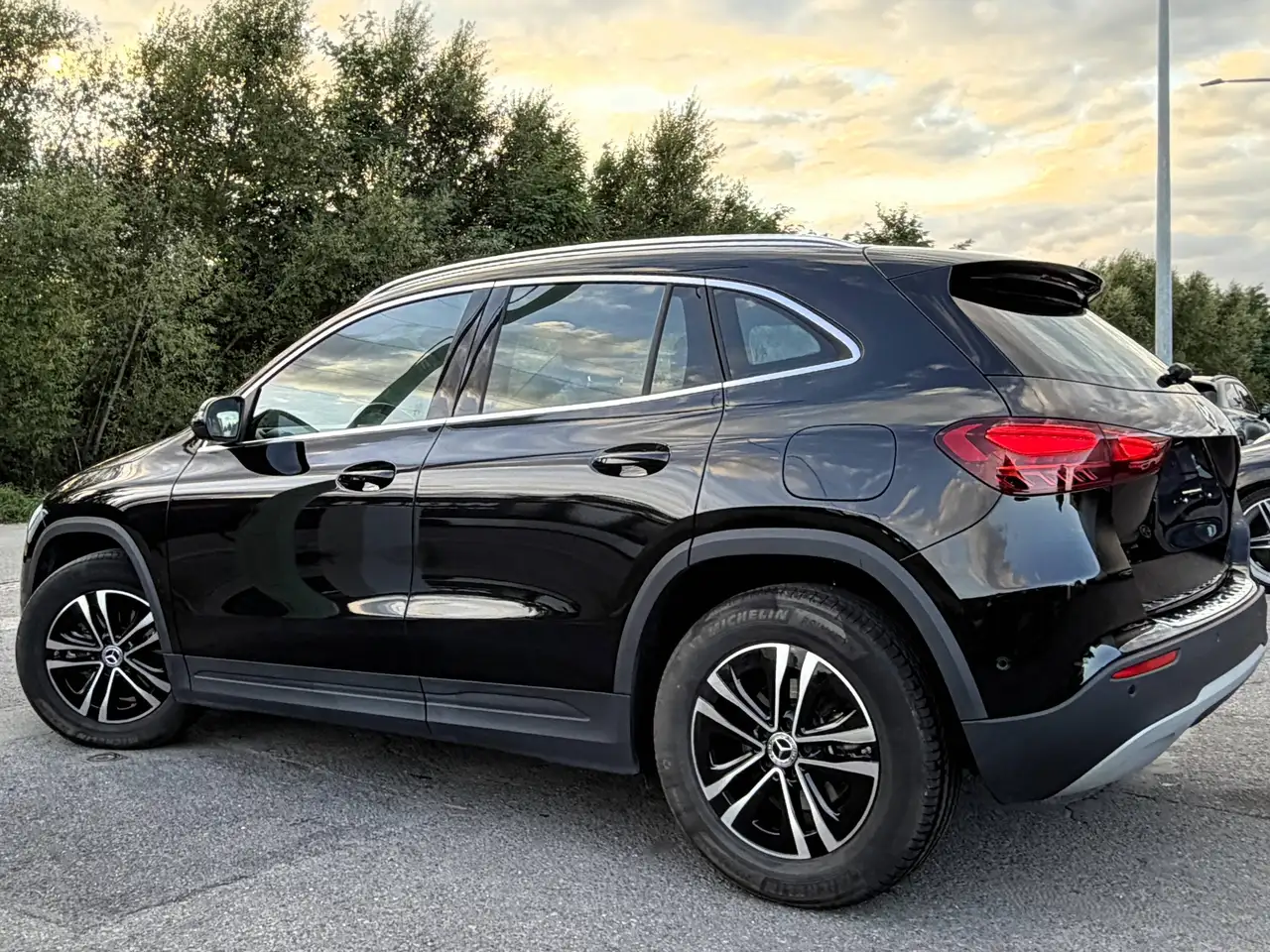 Mercedes-Benz GLA 180 - 5