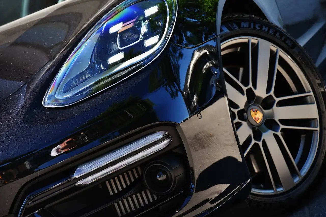 Porsche Panamera - 7