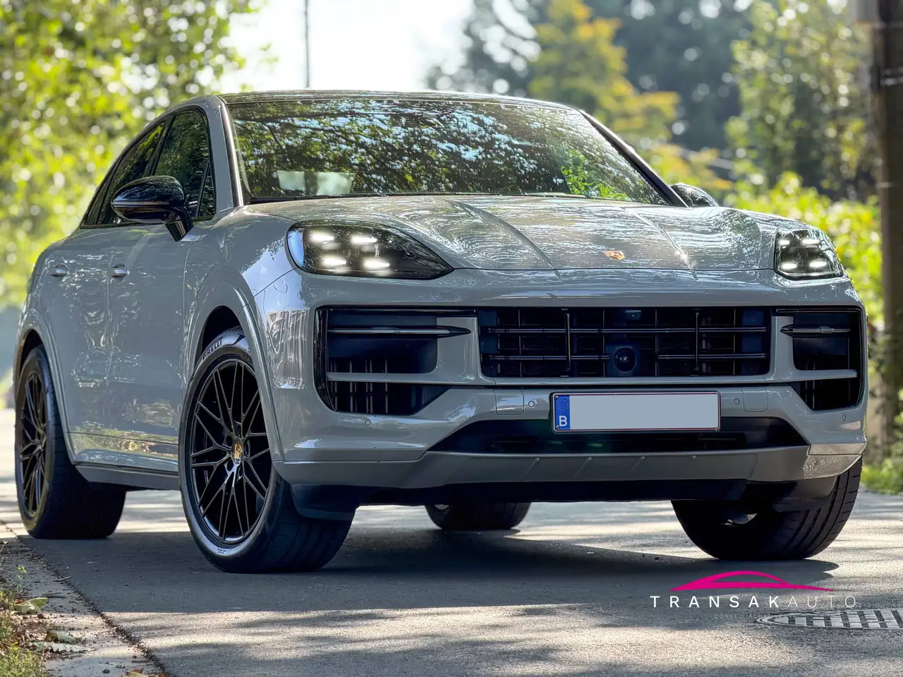Porsche Cayenne - 1
