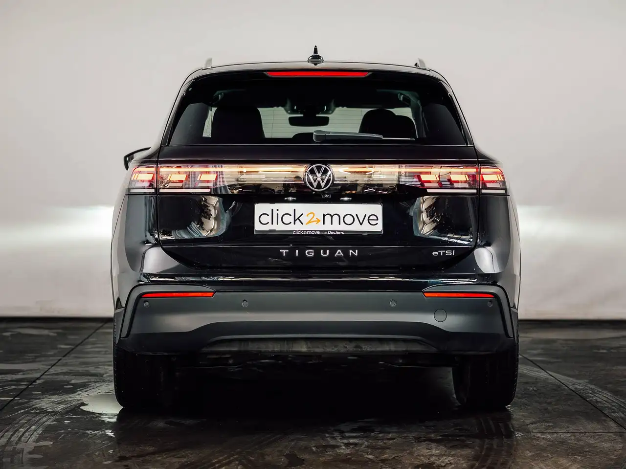 Volkswagen Tiguan - 5