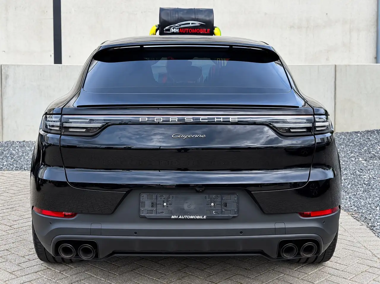 Porsche Cayenne - 6