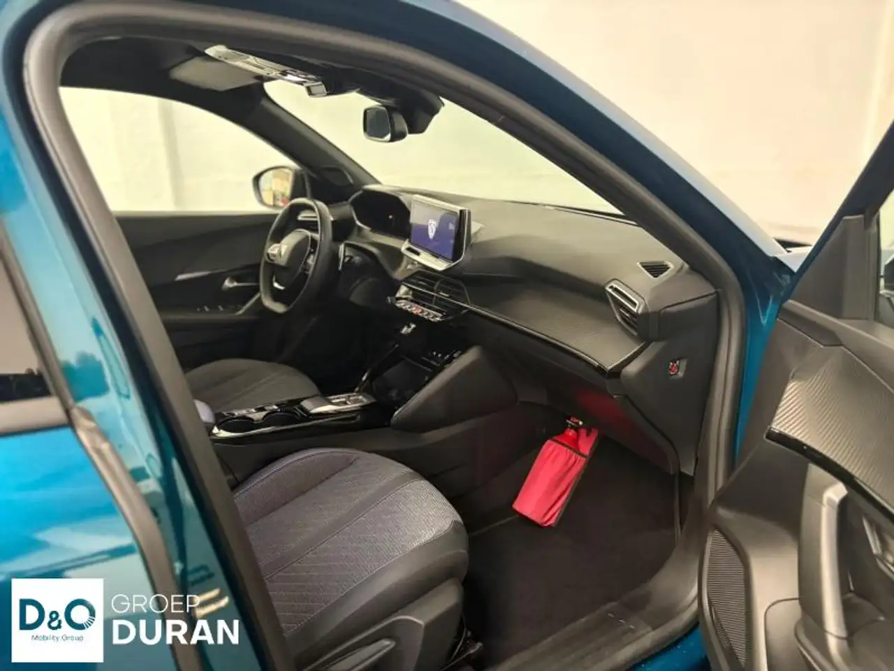 Peugeot 2008 - 11