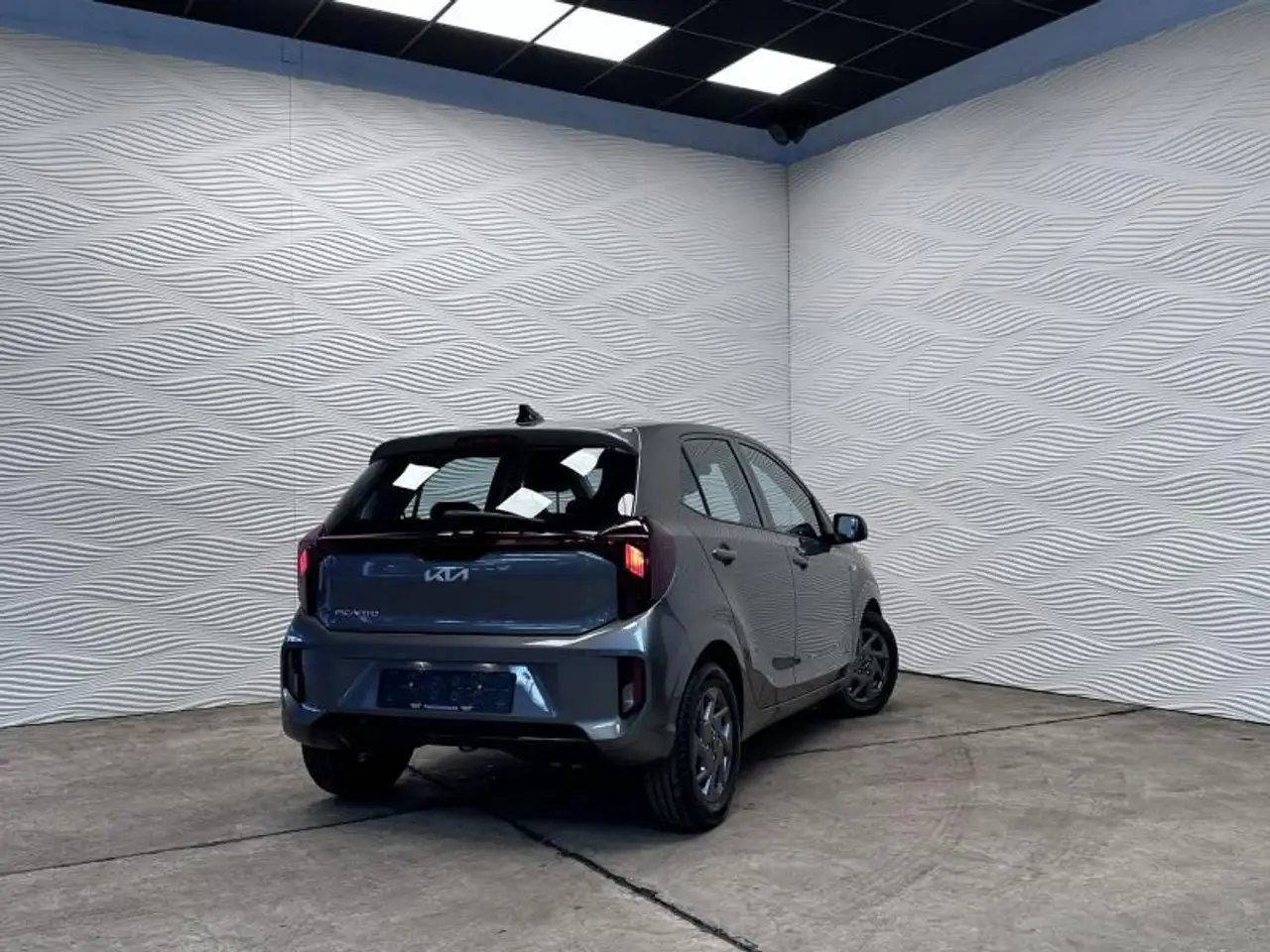 Kia Picanto - 11