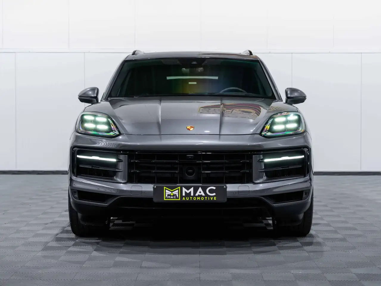 Porsche Cayenne - 6