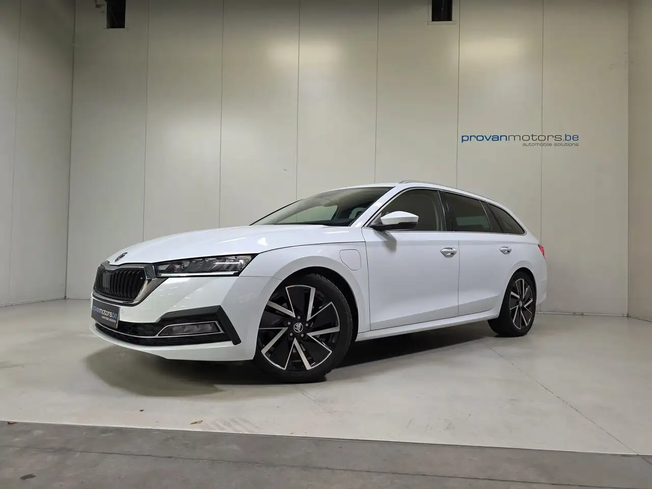 Skoda Octavia - 4