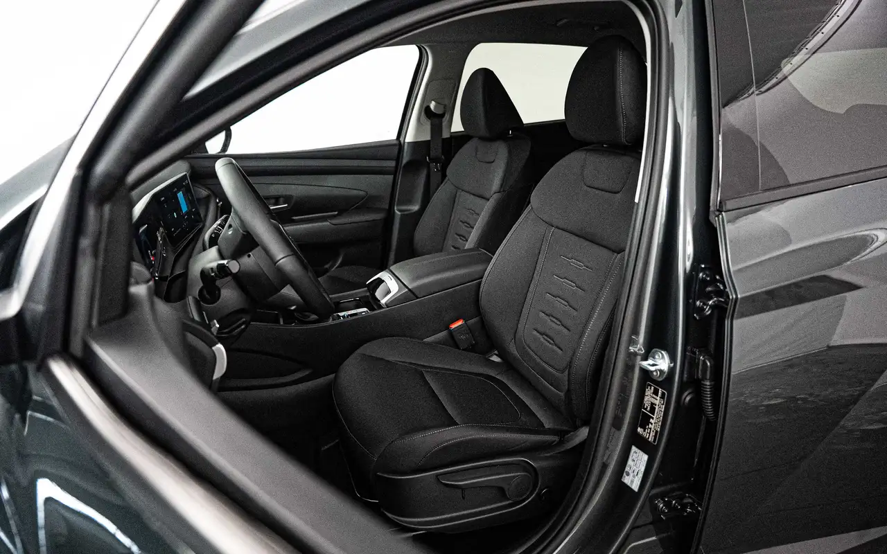 Hyundai TUCSON - 8