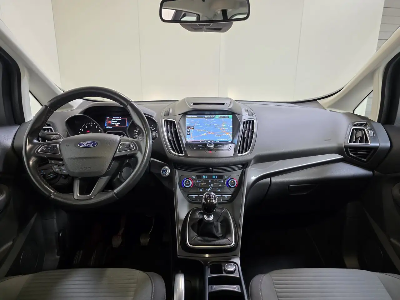Ford Grand C-Max - 12