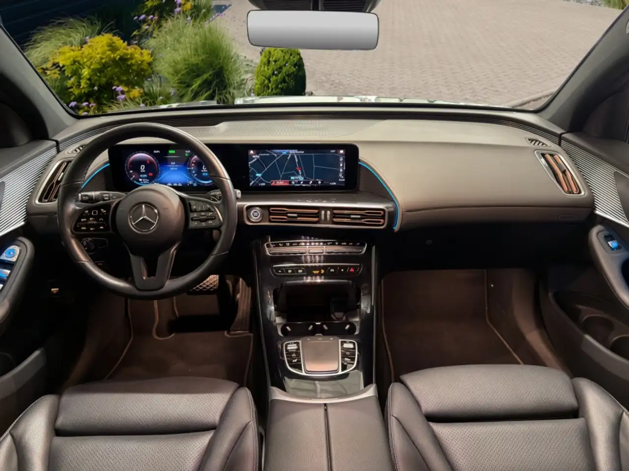 Mercedes-Benz EQC 400 - 10
