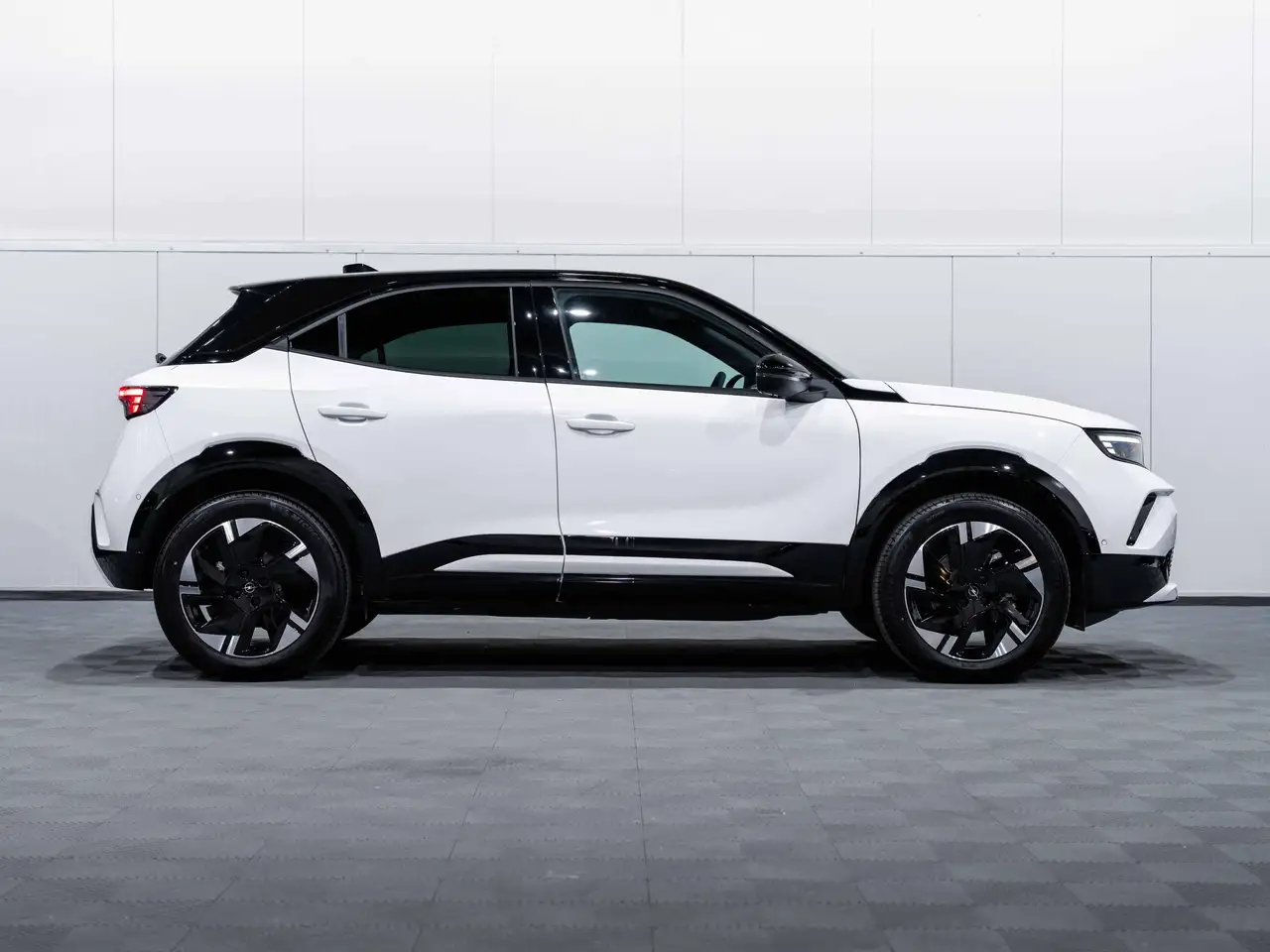 Opel Mokka-E - 9