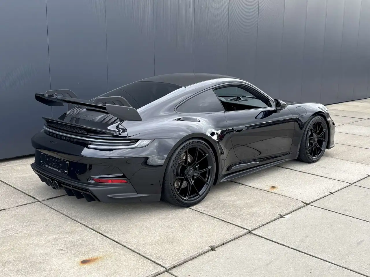 Porsche 992 - 6