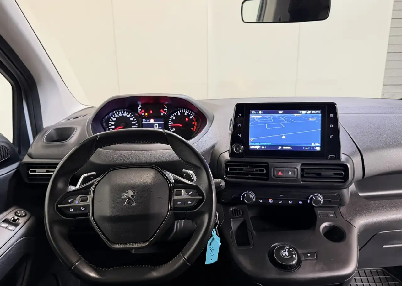 Peugeot Partner - 11