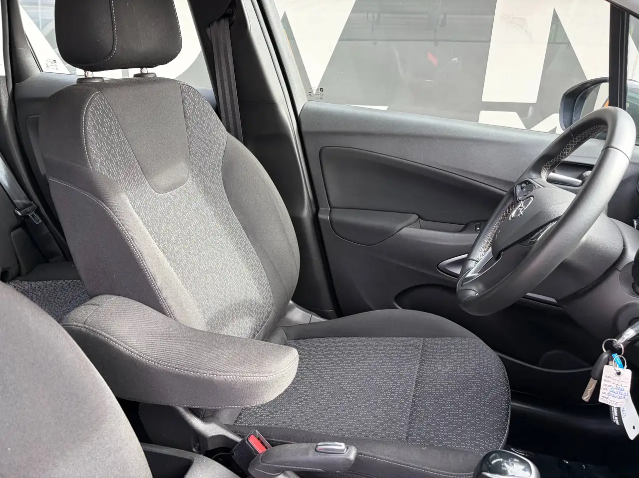 Opel Crossland X - 10