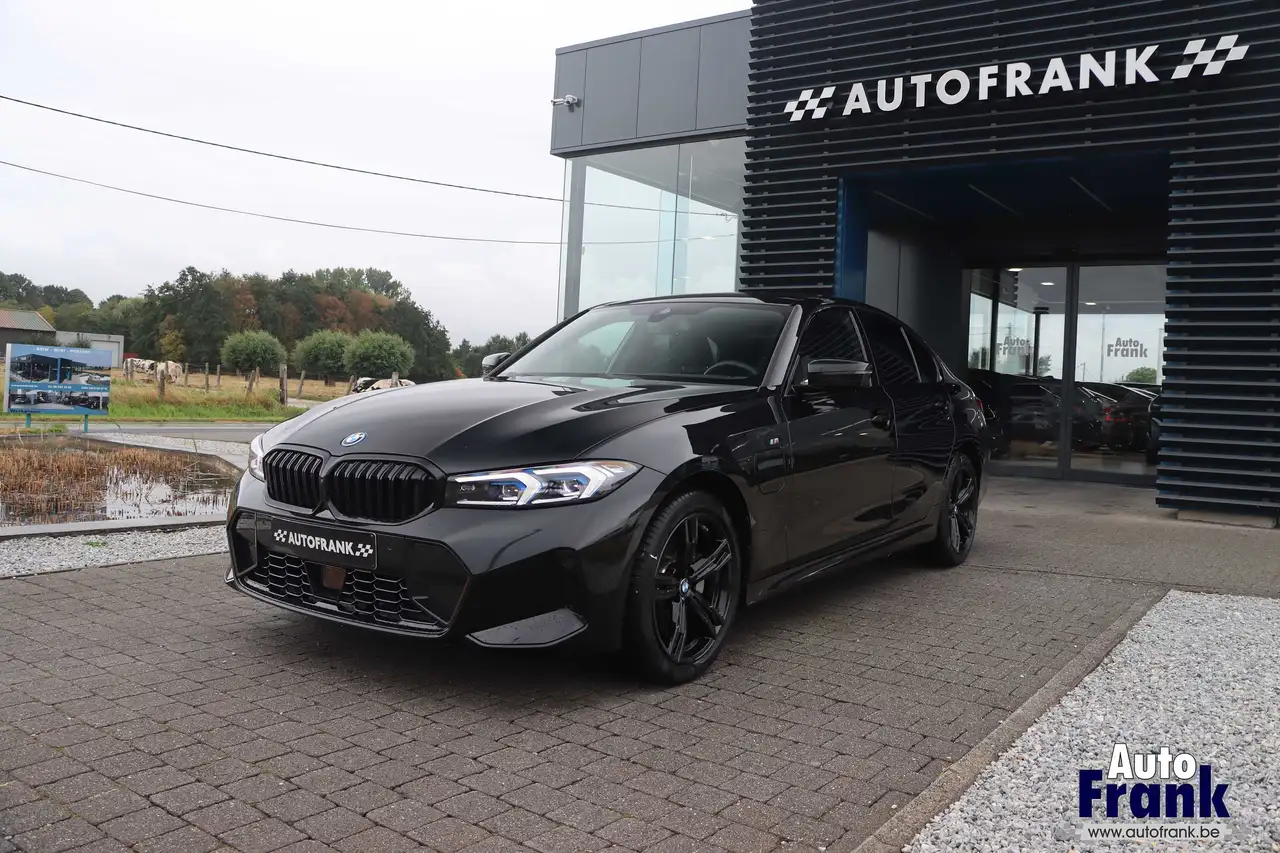 BMW 330 - 3
