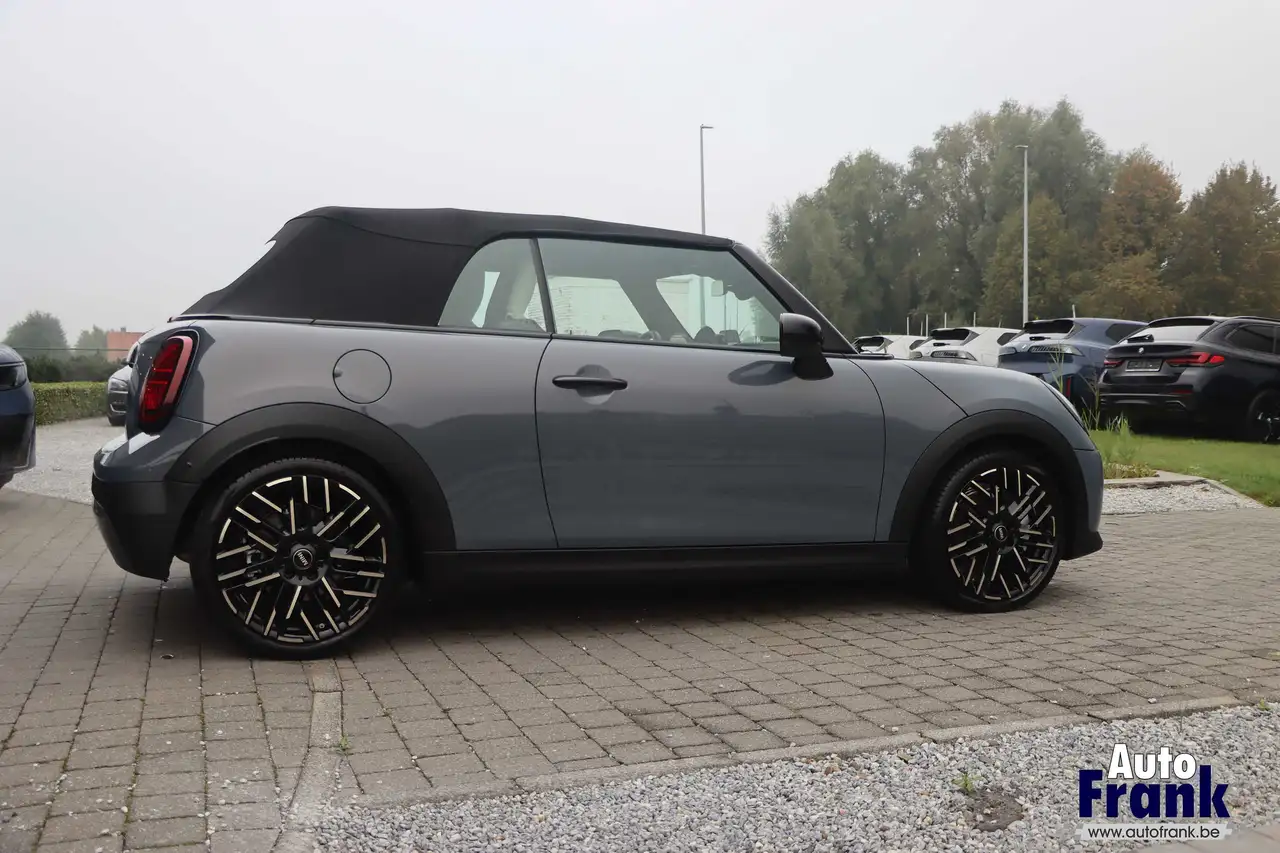 MINI Cooper S Cabrio - 8