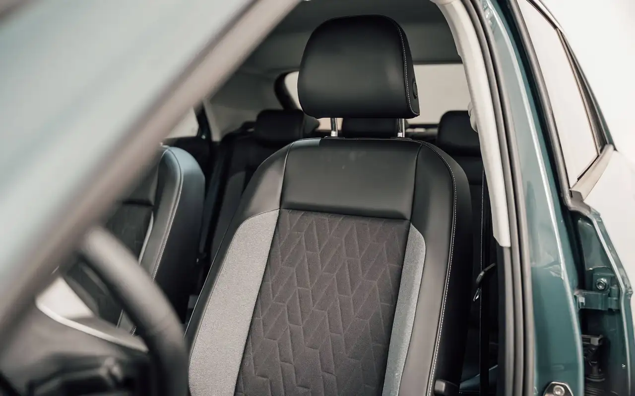 Volkswagen T-Roc - 9
