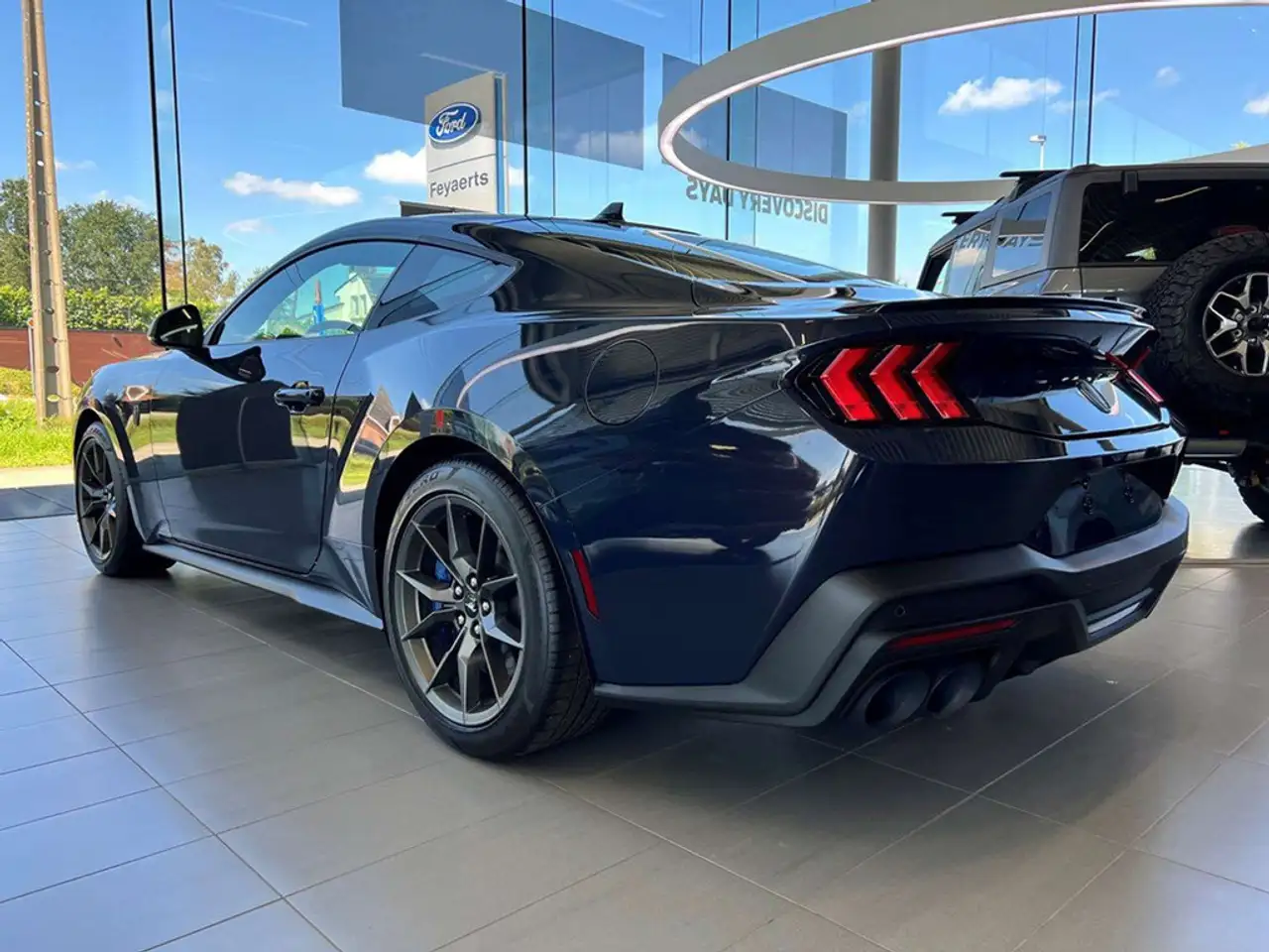 Ford Mustang - 6