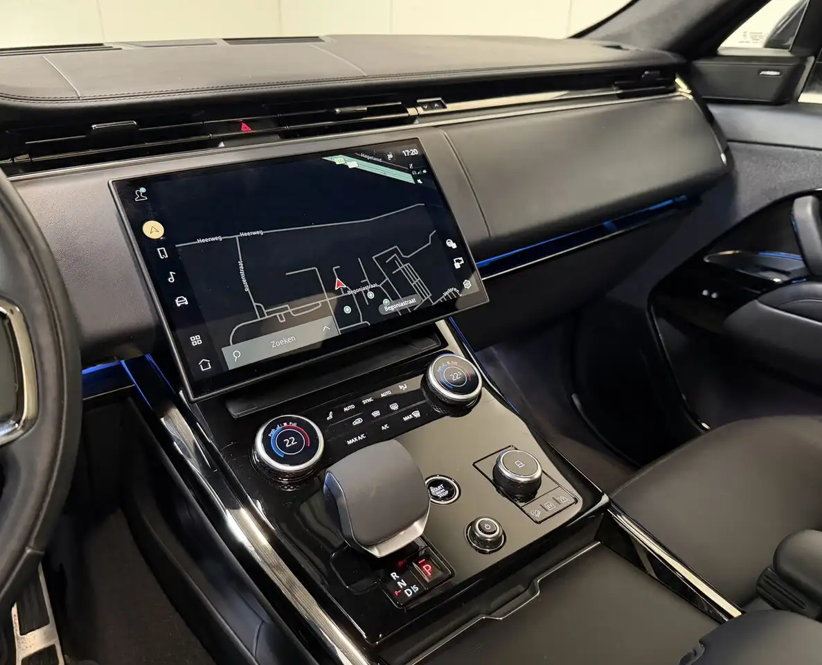Land Rover Range Rover Sport - 12