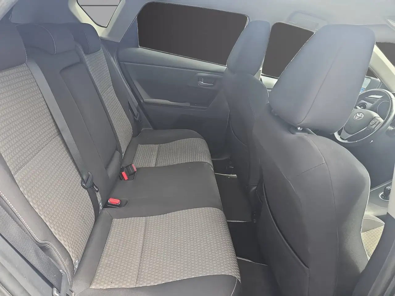 Toyota Auris - 10