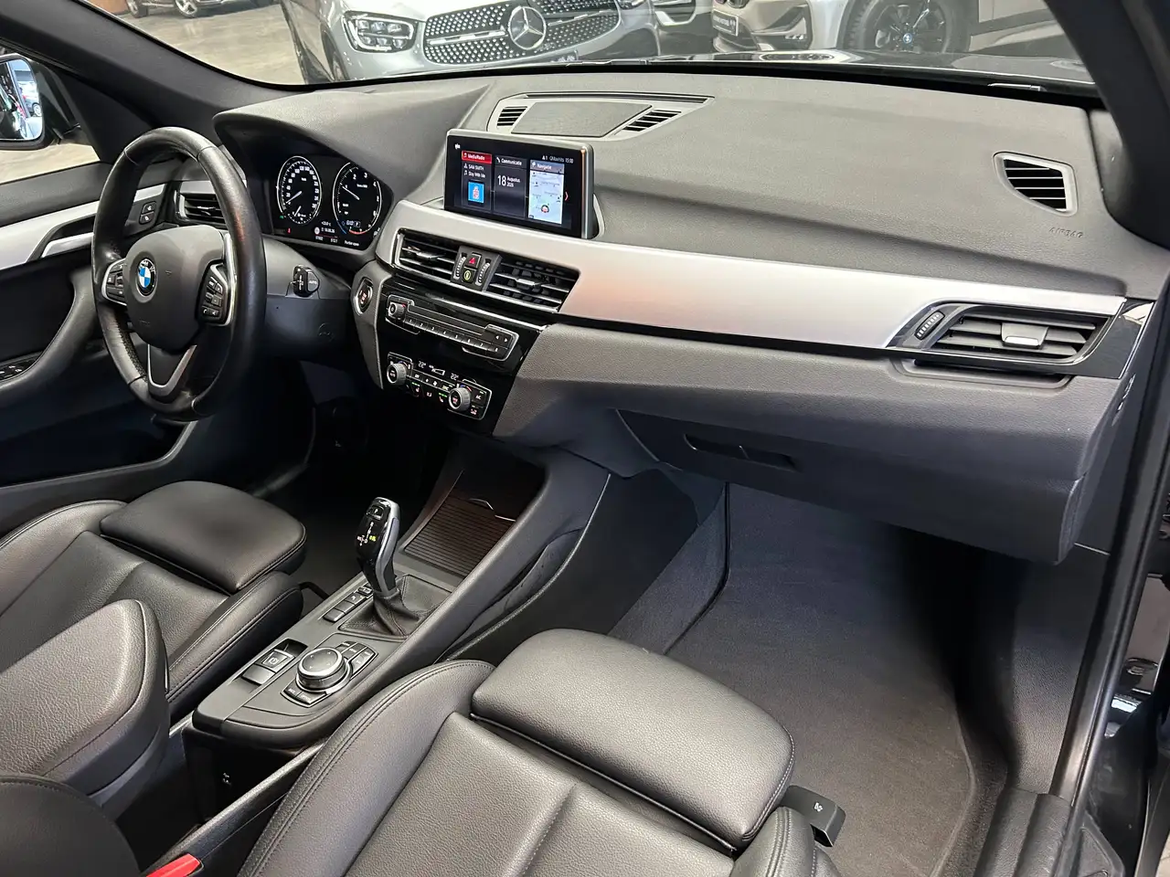 BMW X1 - 10