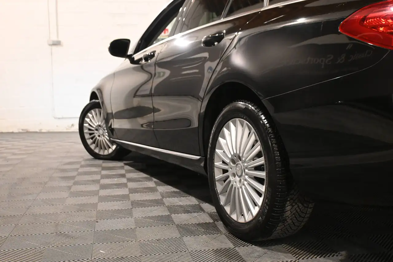 Mercedes-Benz C 200 - 7