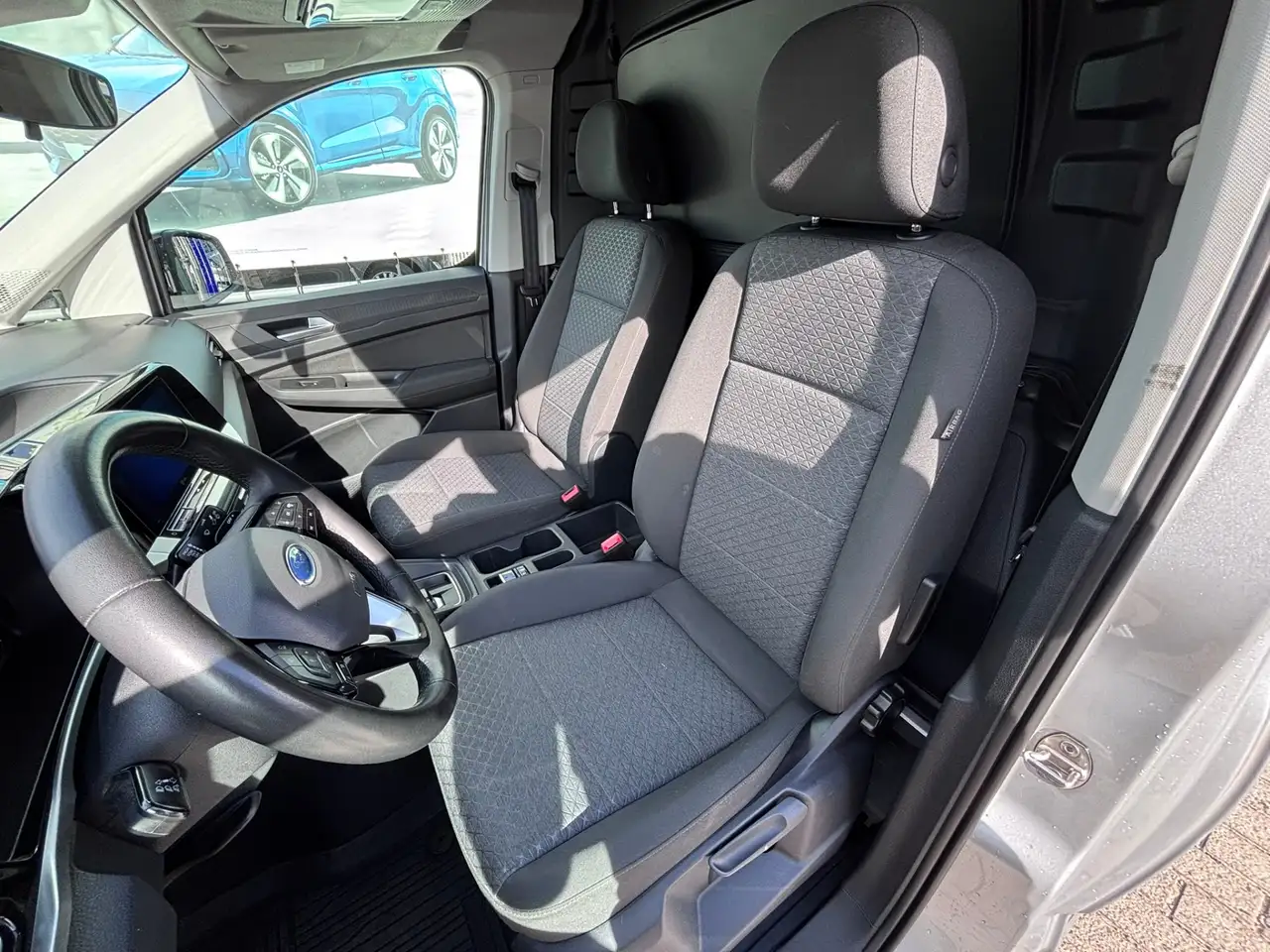 Ford Transit Connect - 9