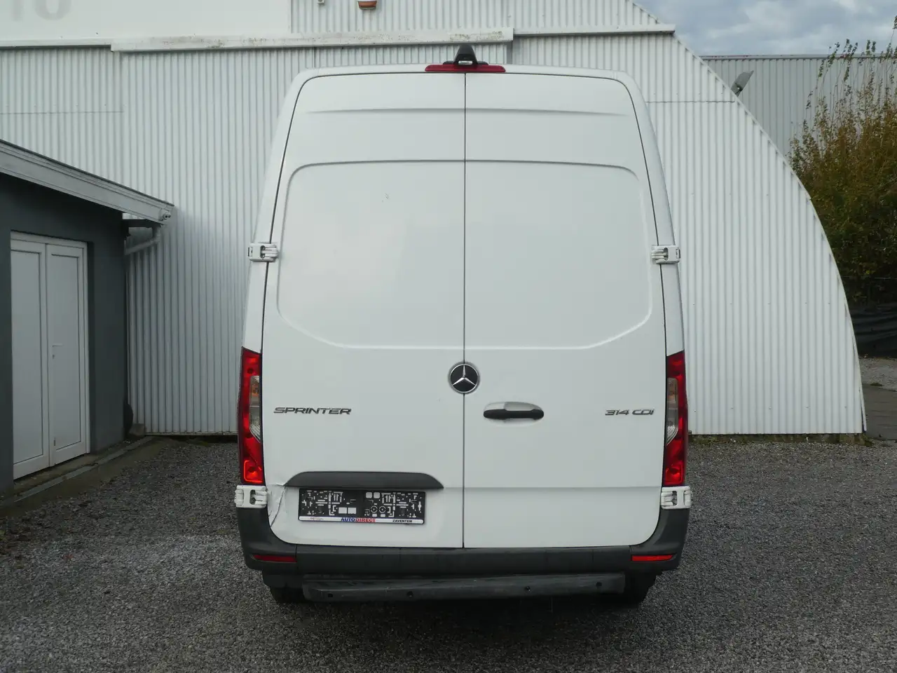 Mercedes-Benz Sprinter - 5
