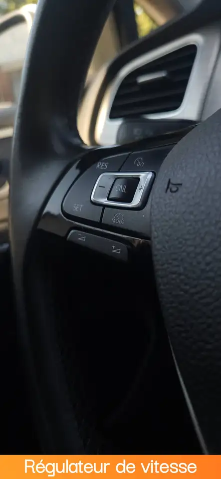 Volkswagen Golf - 12
