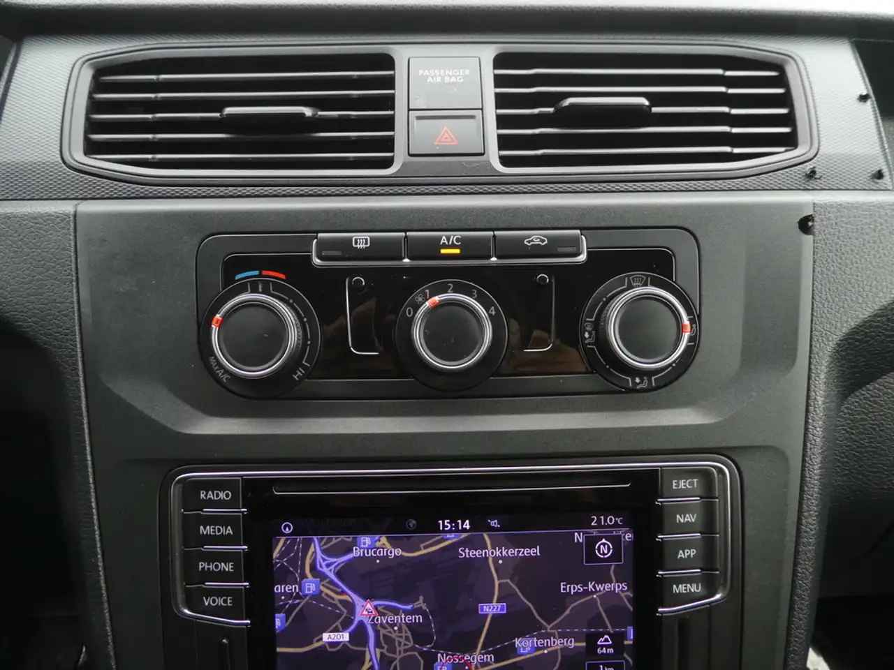 Volkswagen Caddy - 9