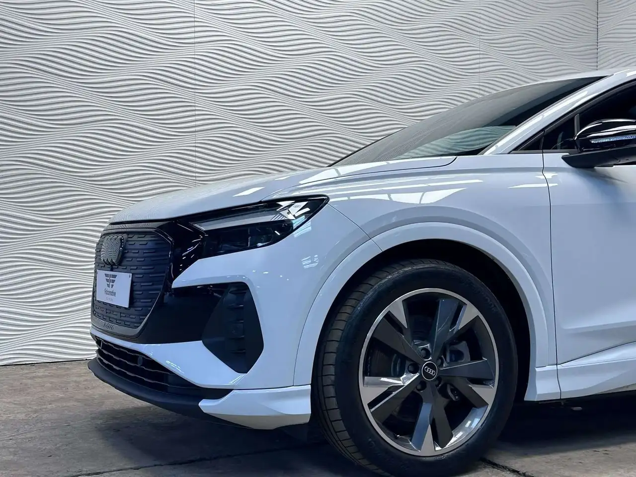 Audi Q4 e-tron - 7