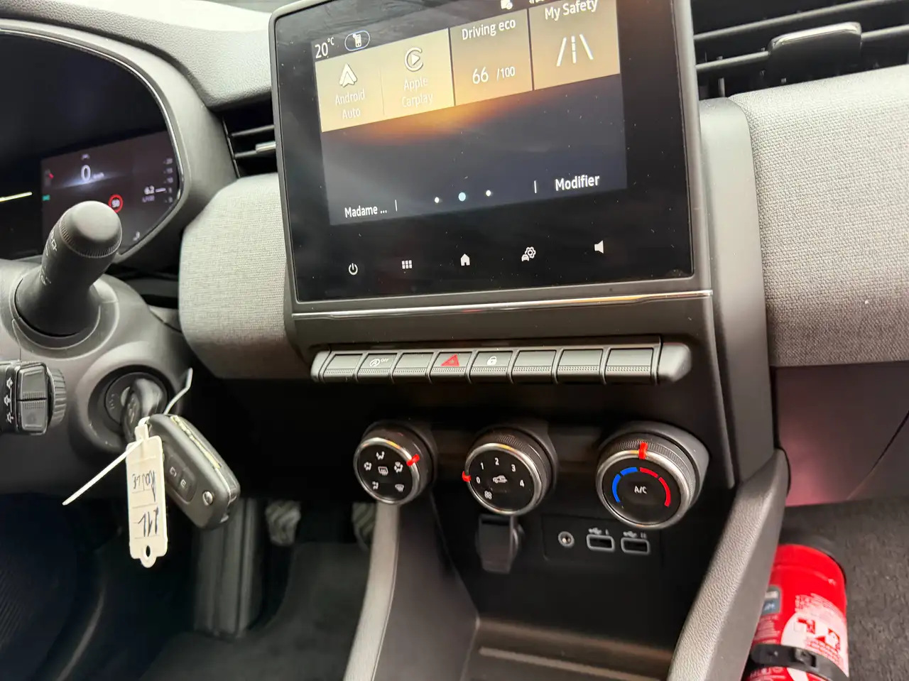 Renault Clio - 10