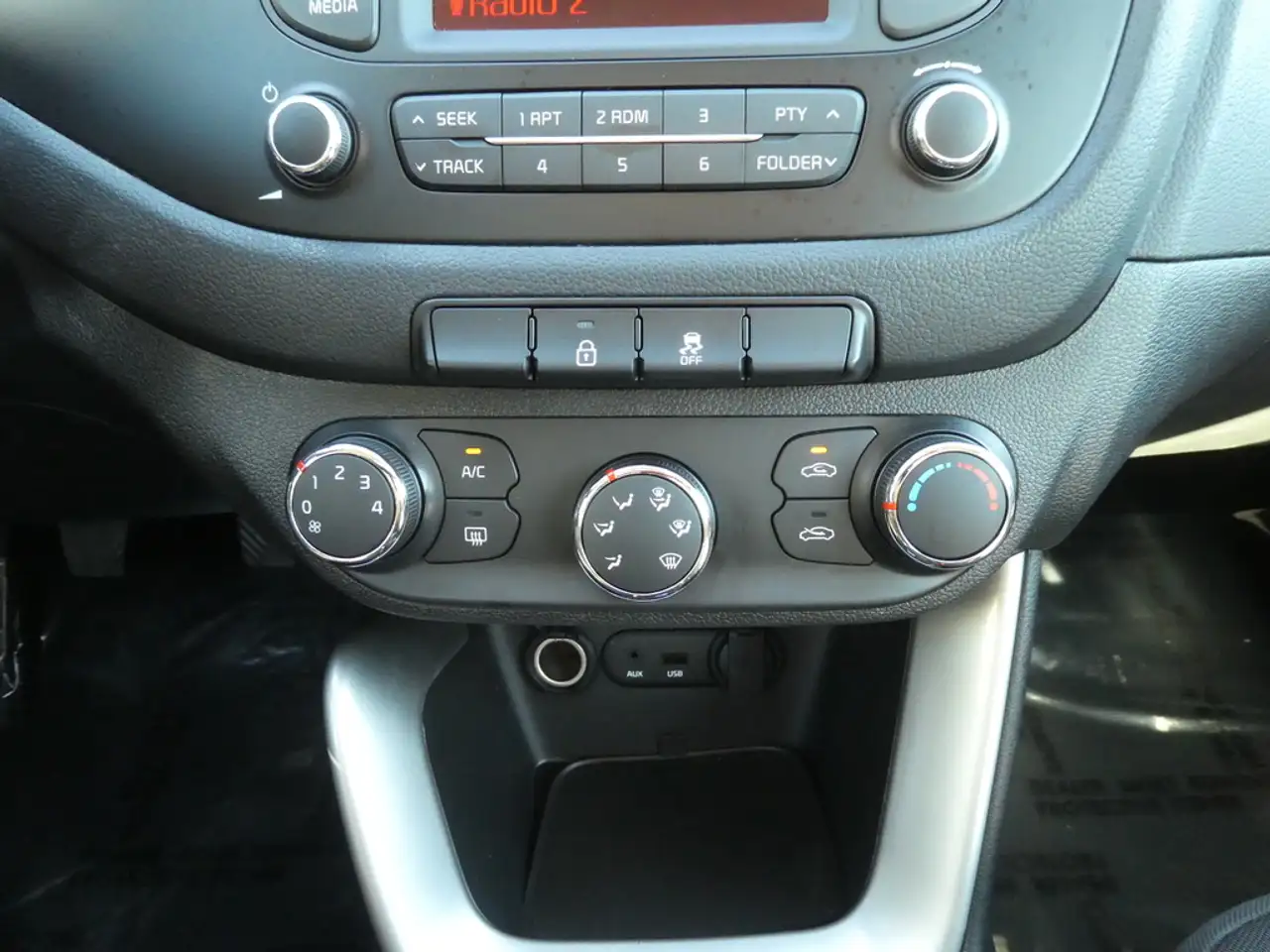 Kia Ceed / cee'd - 10