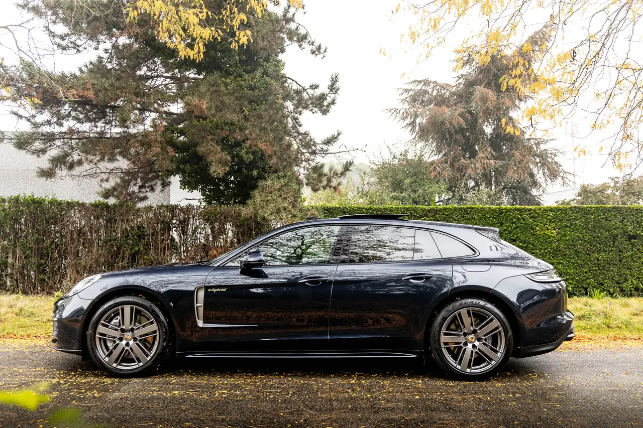 Porsche Panamera - 11