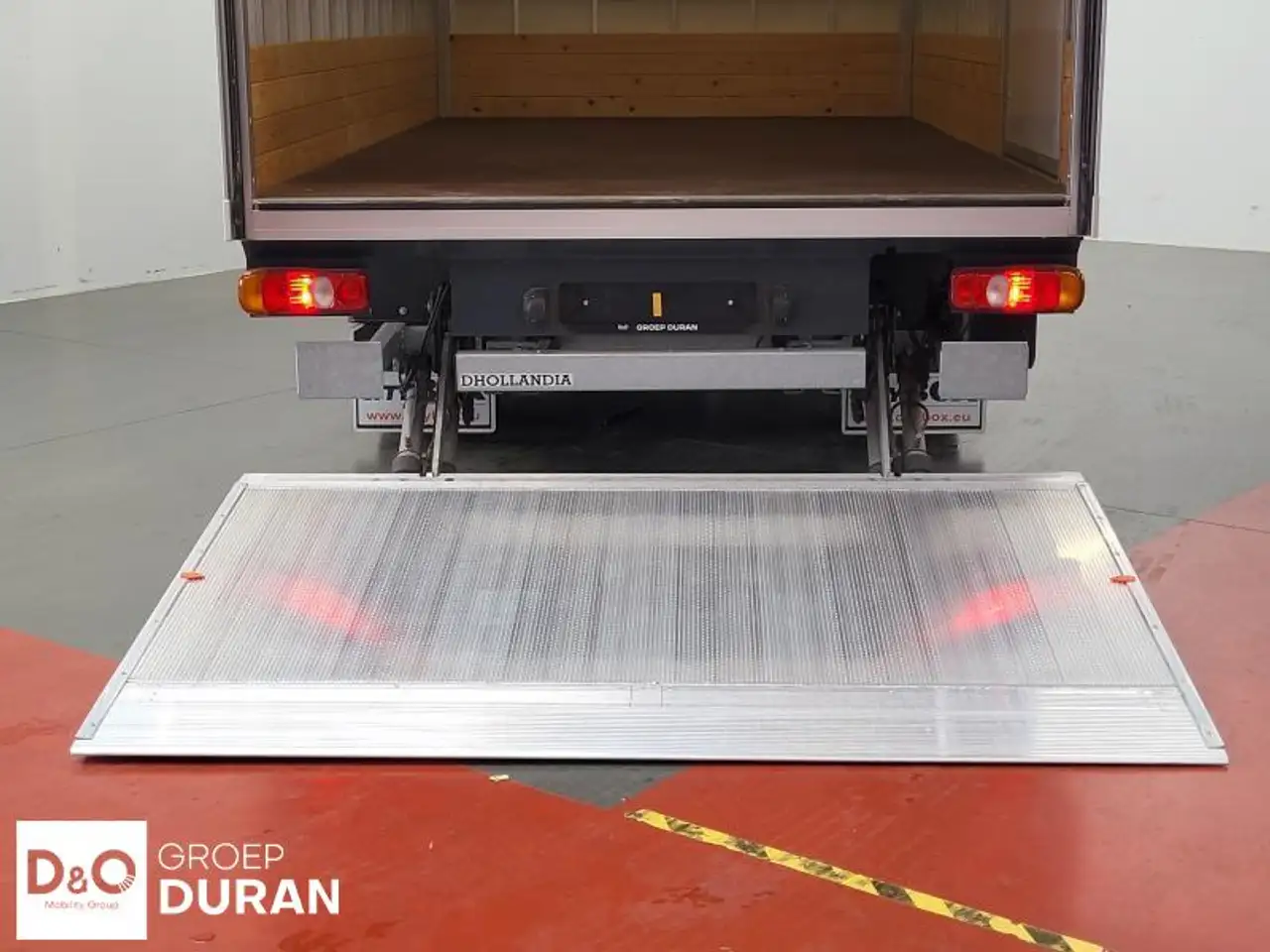 Mitsubishi Canter - 5