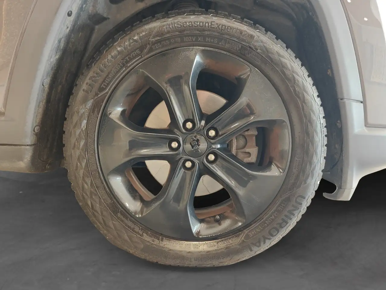 Jeep Compass - 10