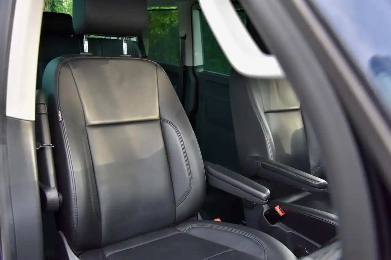 Volkswagen T6 Caravelle - 9