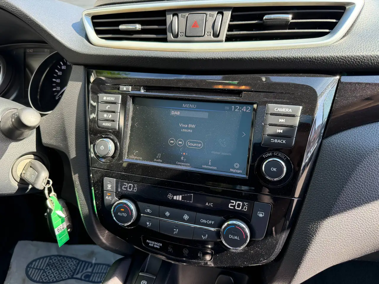 Nissan Qashqai - 11