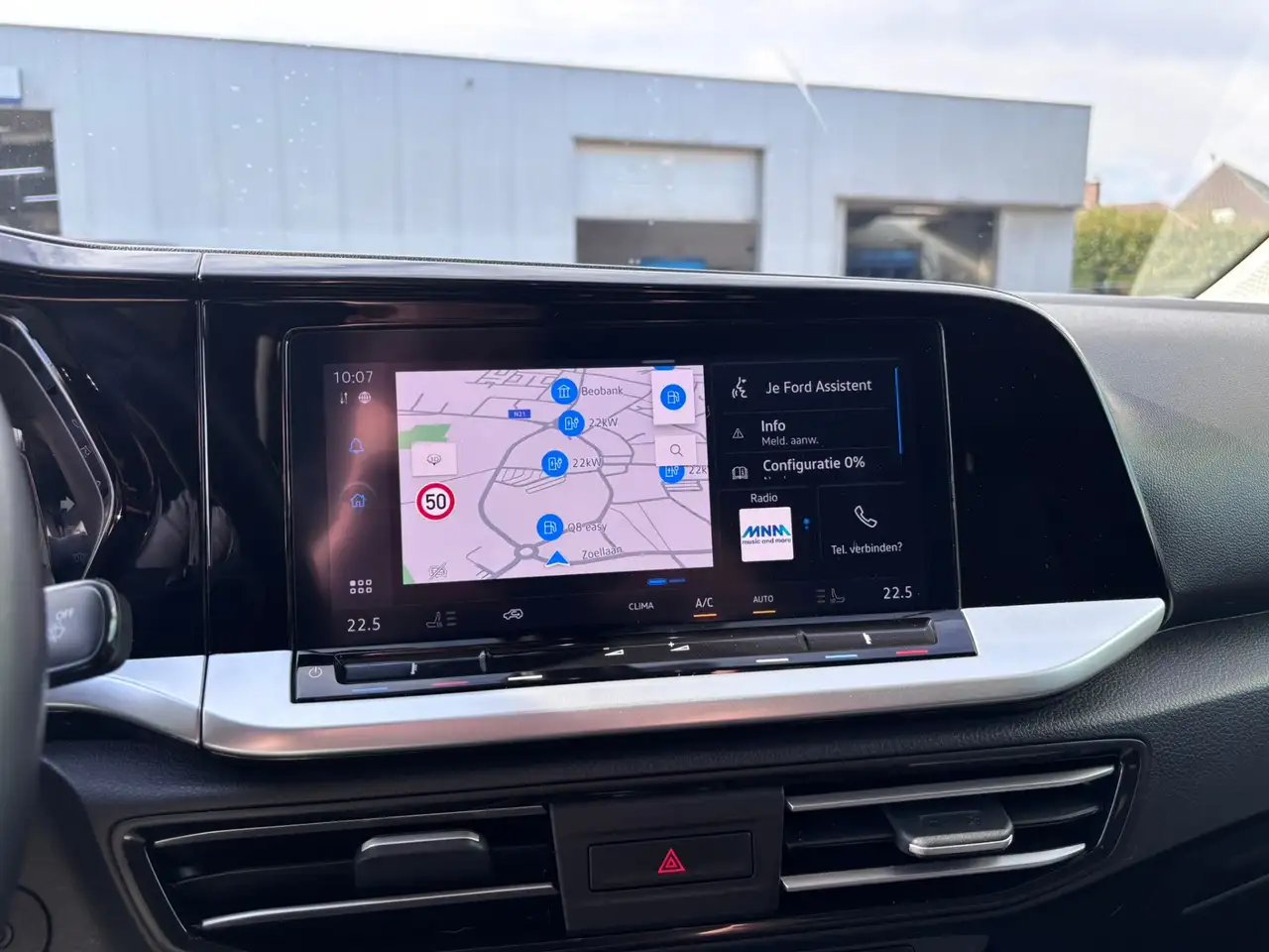 Ford Transit Connect - 10