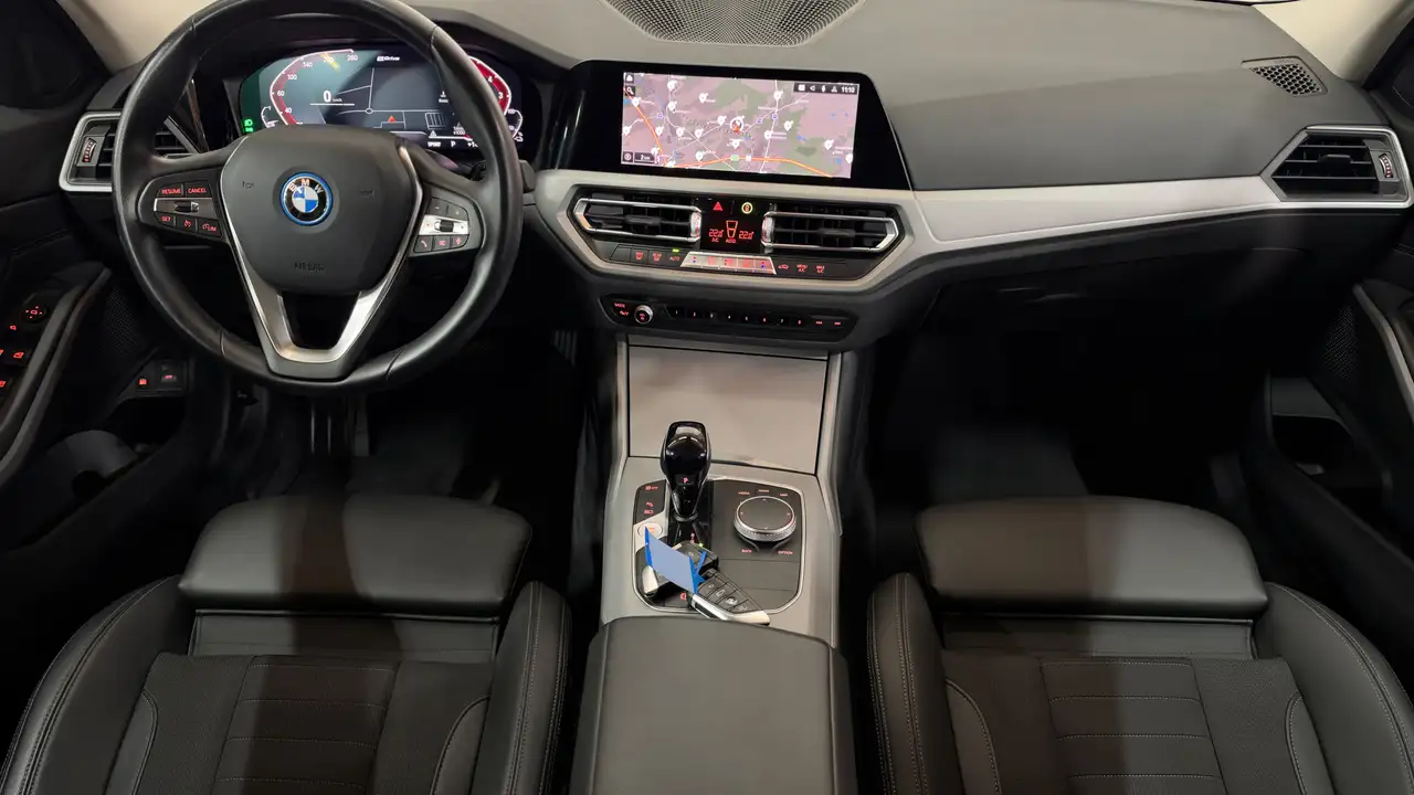 BMW 320 - 3